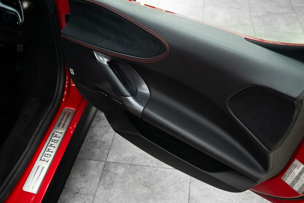 Ferrari Sf90 Spider Spider Black #9