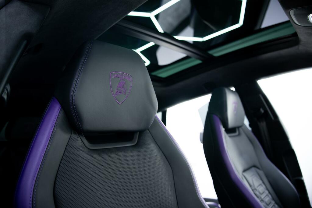 Lamborghini Urus Se Purple #4