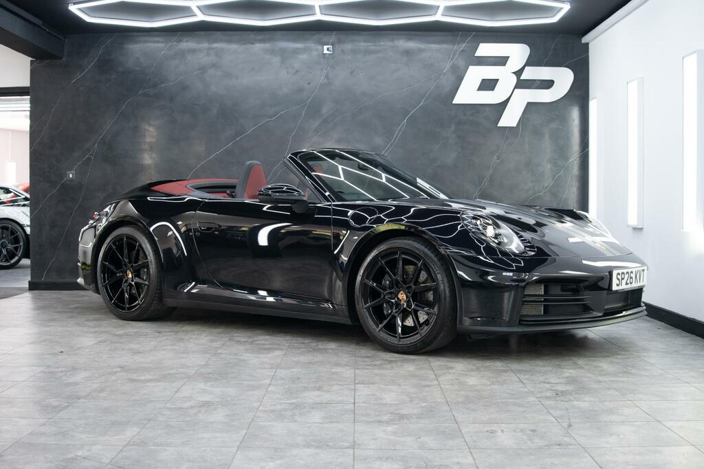 Porsche 911 992 Carrera Black