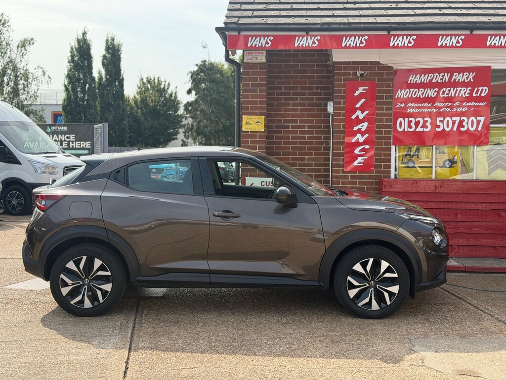 Nissan Juke 1.0 Dig-t Acenta Suv Euro 6 Ss YG21KTH Brown #2