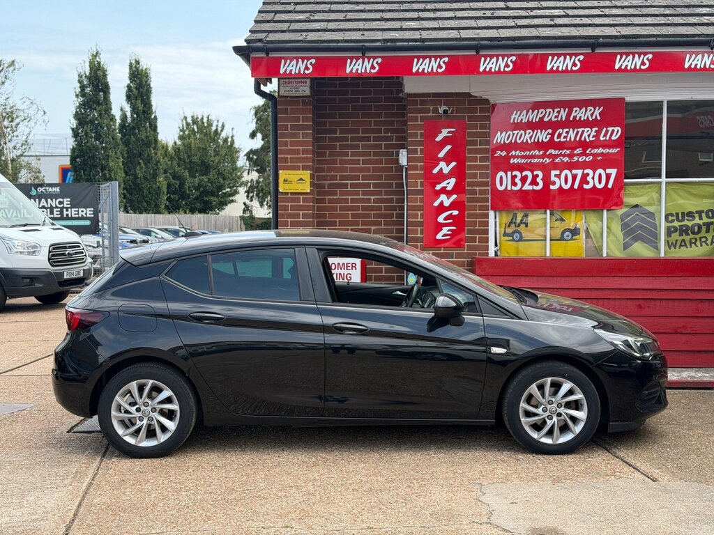 Vauxhall Astra 1.2 Turbo Business Edition Nav Hatchback Petro VU70YAG Black #2