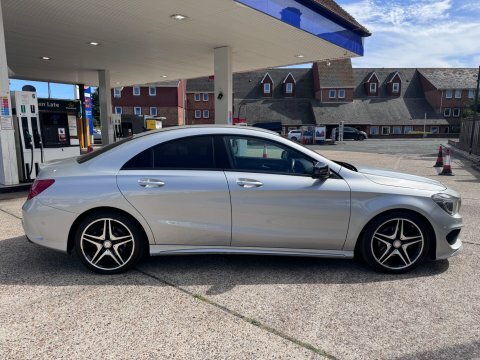 Mercedes-Benz CLA Class Cla180 Amg Sport Silver #4