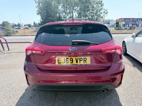Ford Focus 1.0 Titanium EJ69VPR Red #6