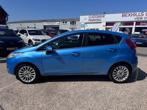 Ford Fiesta Titanium Blue #5