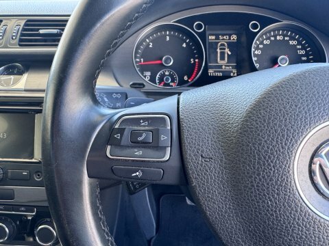 Volkswagen Passat Silver #14