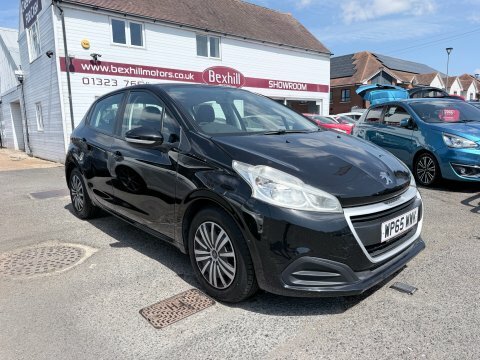 Peugeot 208 1.0 Access A Black #4