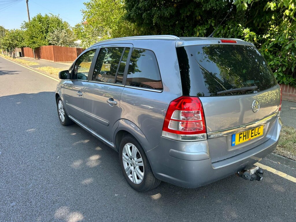 Vauxhall Zafira 1.8 16V Elite Euro 5 Silver #5