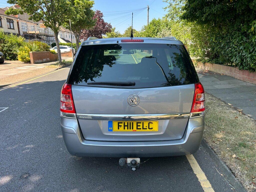 Vauxhall Zafira 1.8 16V Elite Euro 5 Silver #4
