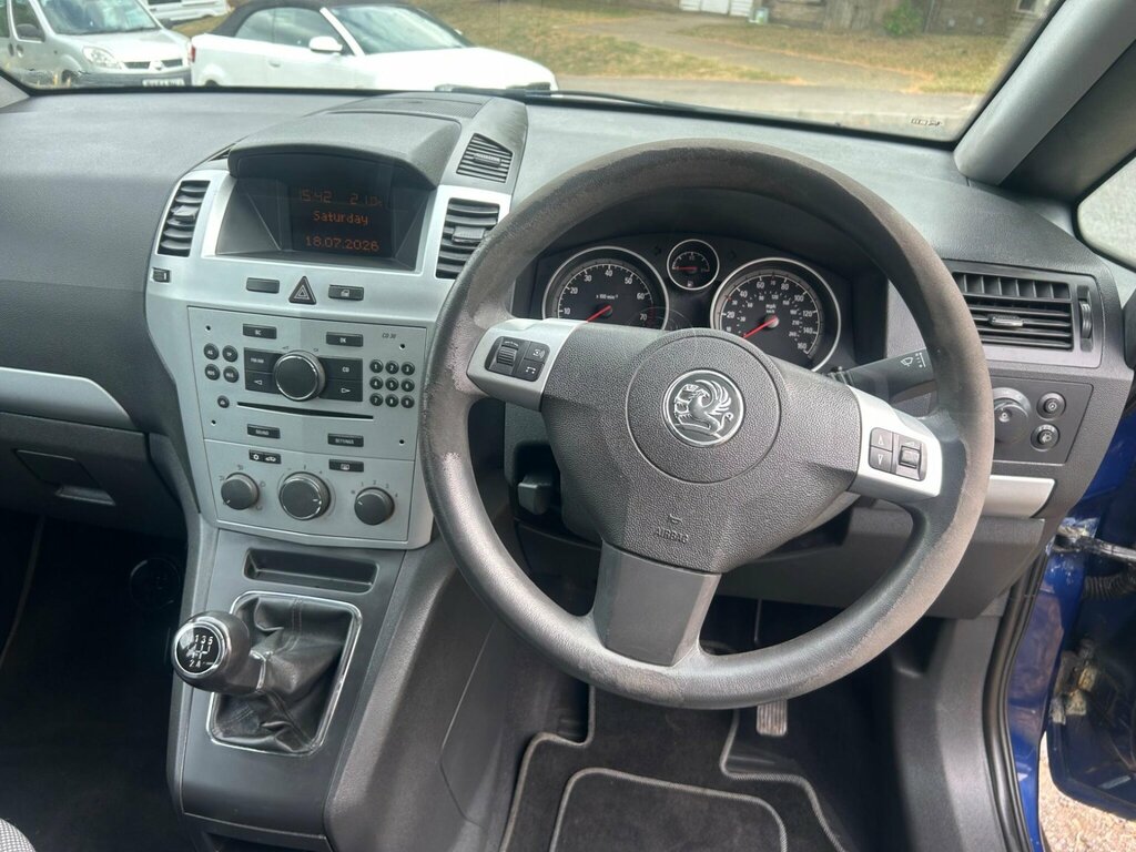 Vauxhall Zafira 1.6L Active Plus Silver #19