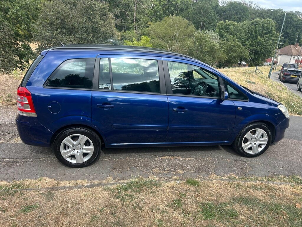 Vauxhall Zafira 1.6L Active Plus Silver #8