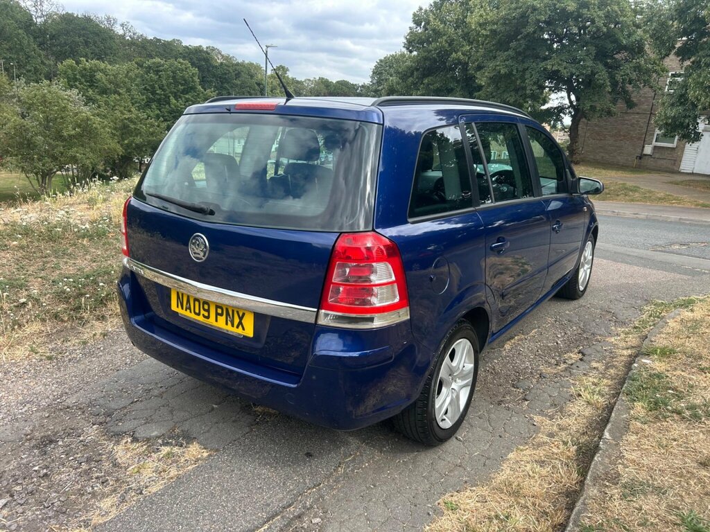 Vauxhall Zafira 1.6L Active Plus Silver #7