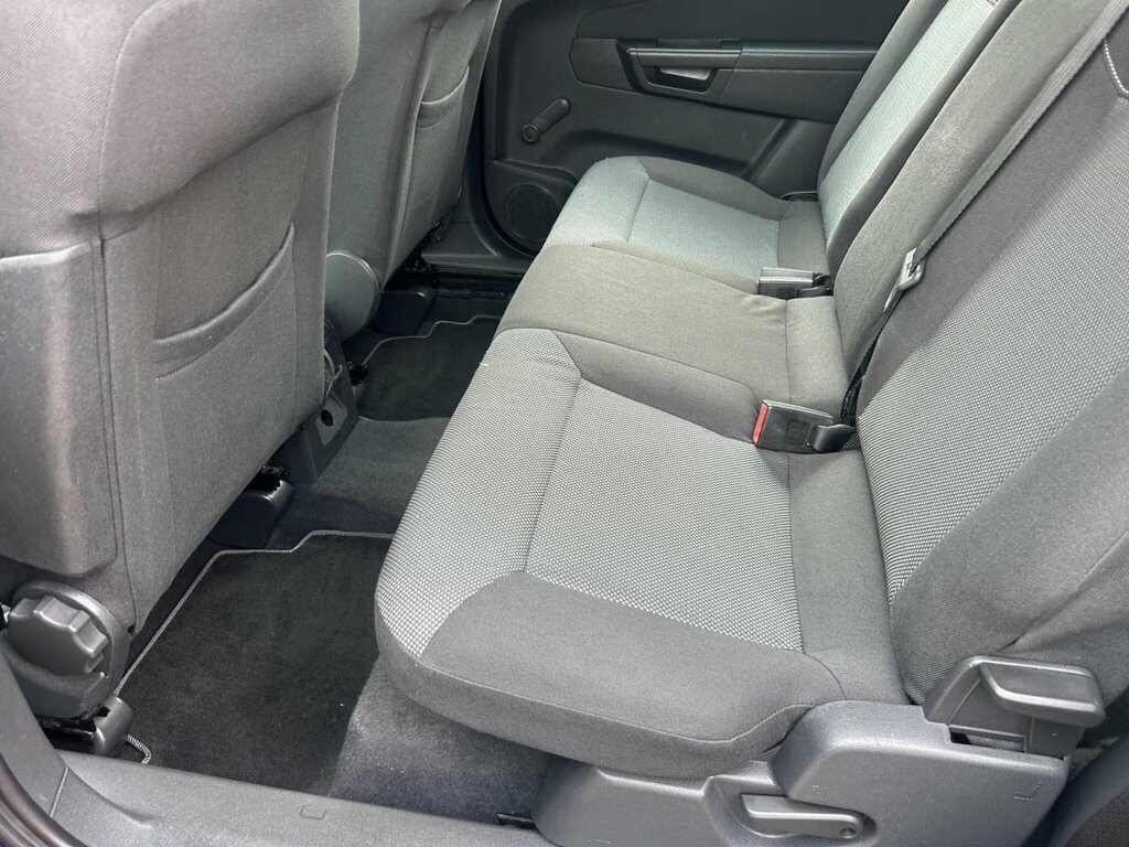 Vauxhall Zafira 1.6L Active Plus Silver #15