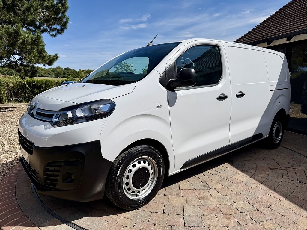 Citroen Dispatch Bluehdi 1000 Enterprise Edition M Ulez White #4