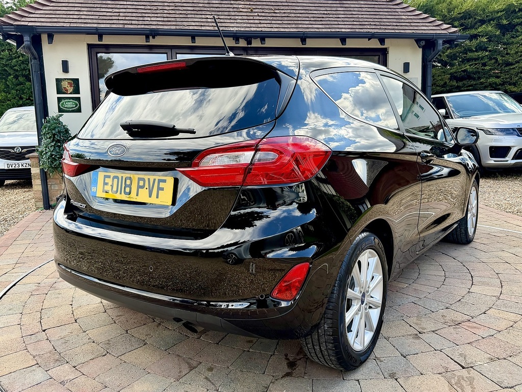 Ford Fiesta T Ecoboost Titanium Ulez Black #4