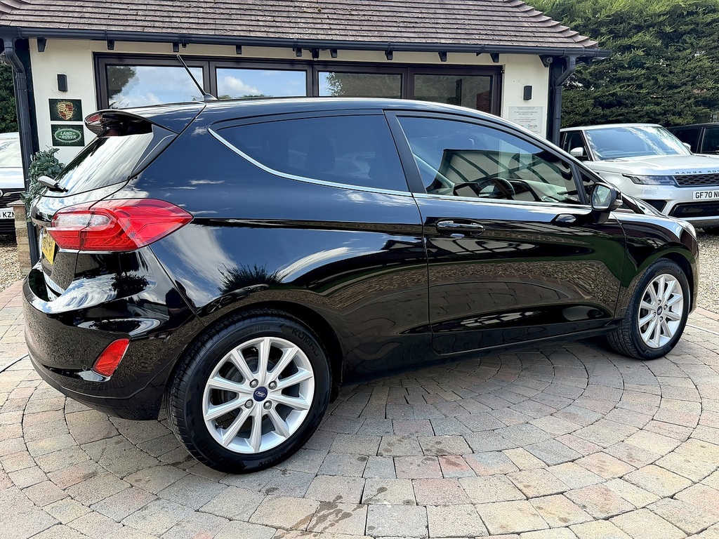 Ford Fiesta T Ecoboost Titanium Ulez Black #3