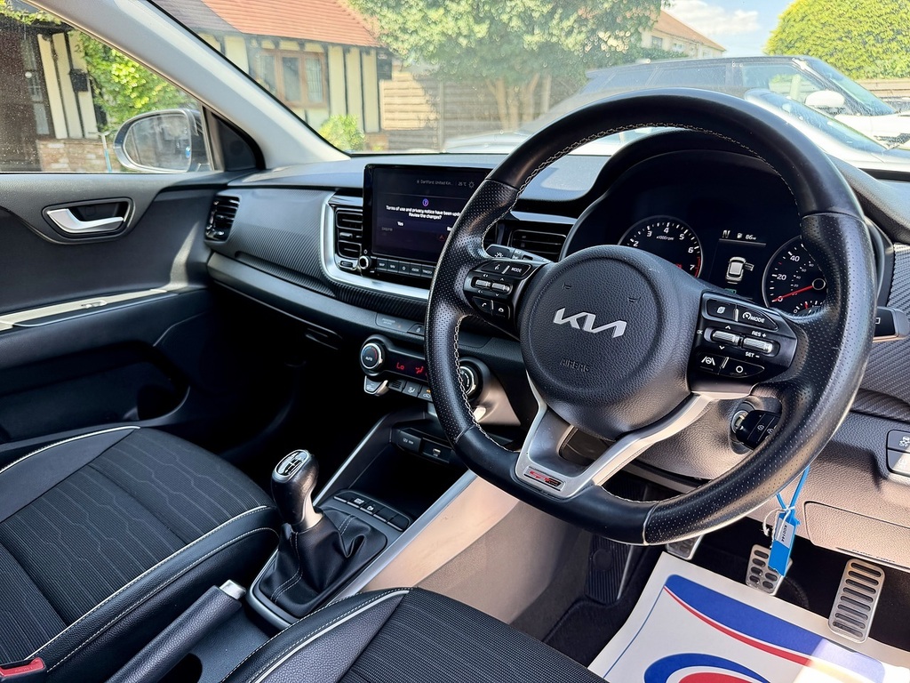 Kia Stonic 1.0 T-gdi 2 Black #24