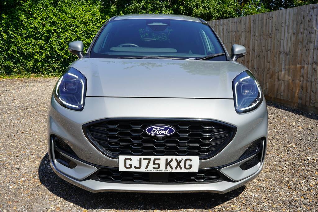 Ford Puma Hatchback Black #3