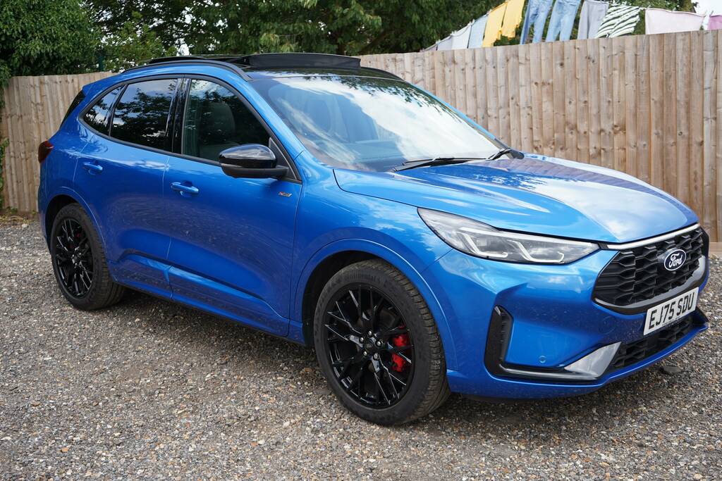 Ford Kuga St-line X Black Package Blue