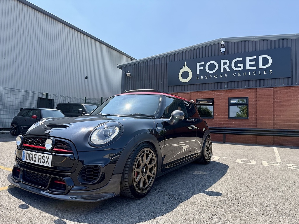 Mini Hatch John Cooper Works Black #3