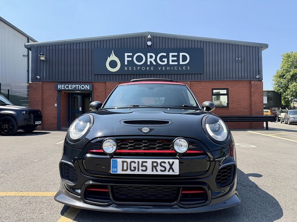 Mini Hatch John Cooper Works Black #5