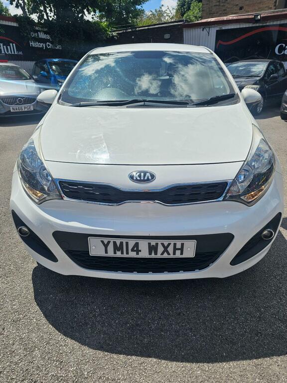 Kia RIO Hatchback 1.25 2 Euro 5 201414 White #2