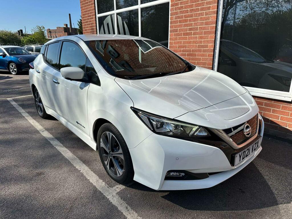 Nissan Leaf 40Kwh Tekna YD21VZX White #4