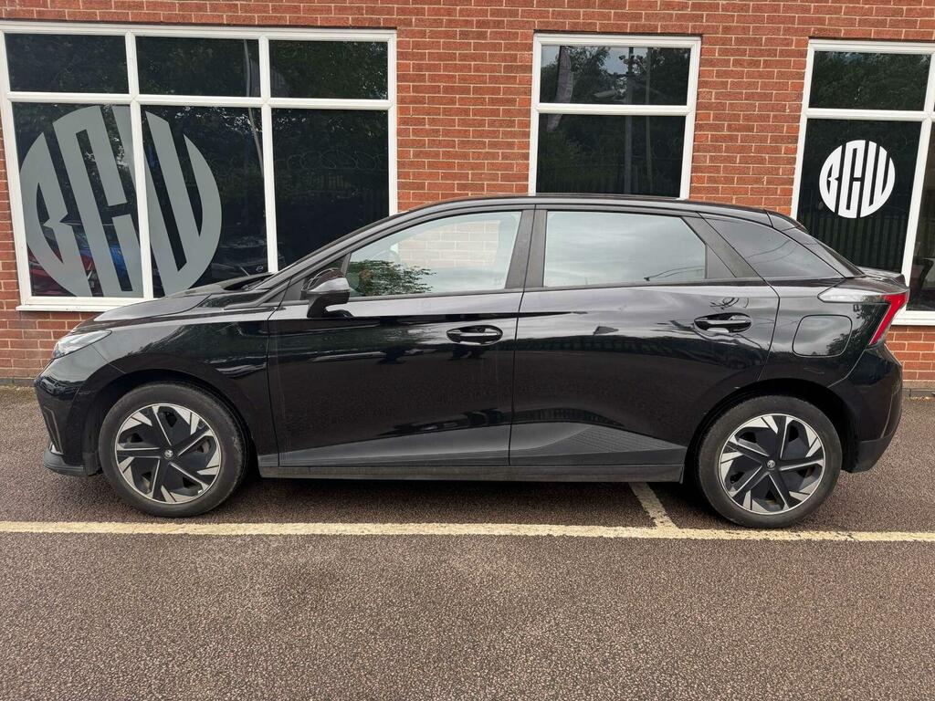 MG MG4 51Kwh Se LT23UFP Black #6