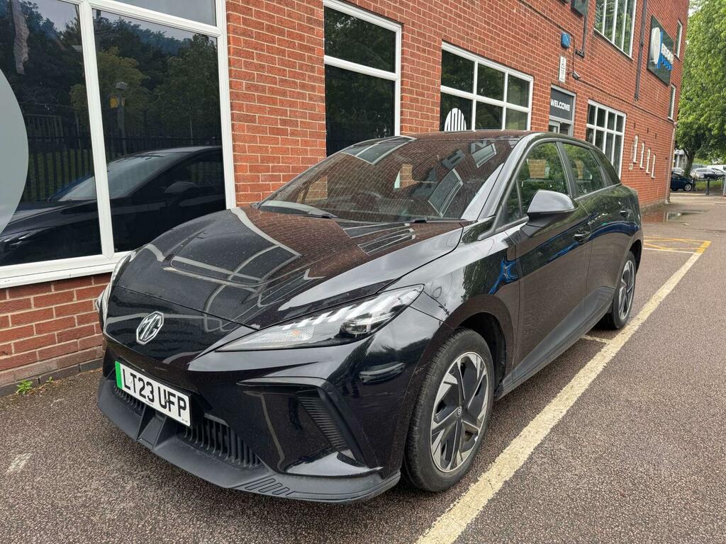 MG MG4 51Kwh Se LT23UFP Black #4