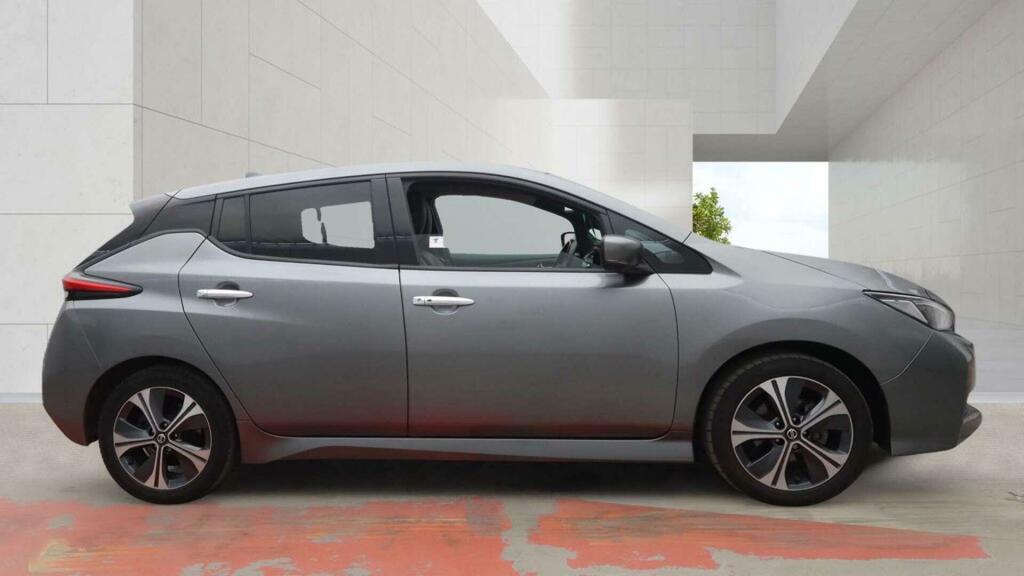 Nissan Leaf 40Kwh N-connecta Grey #5