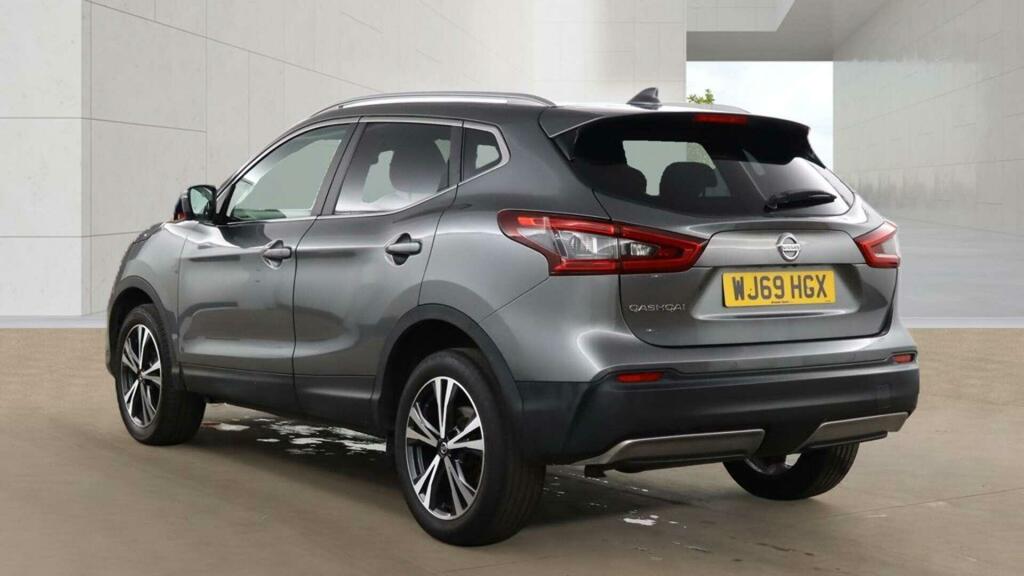 Nissan Qashqai 1.3 Dig-t N-connecta Euro 6 Ss WJ69HGX Grey #3