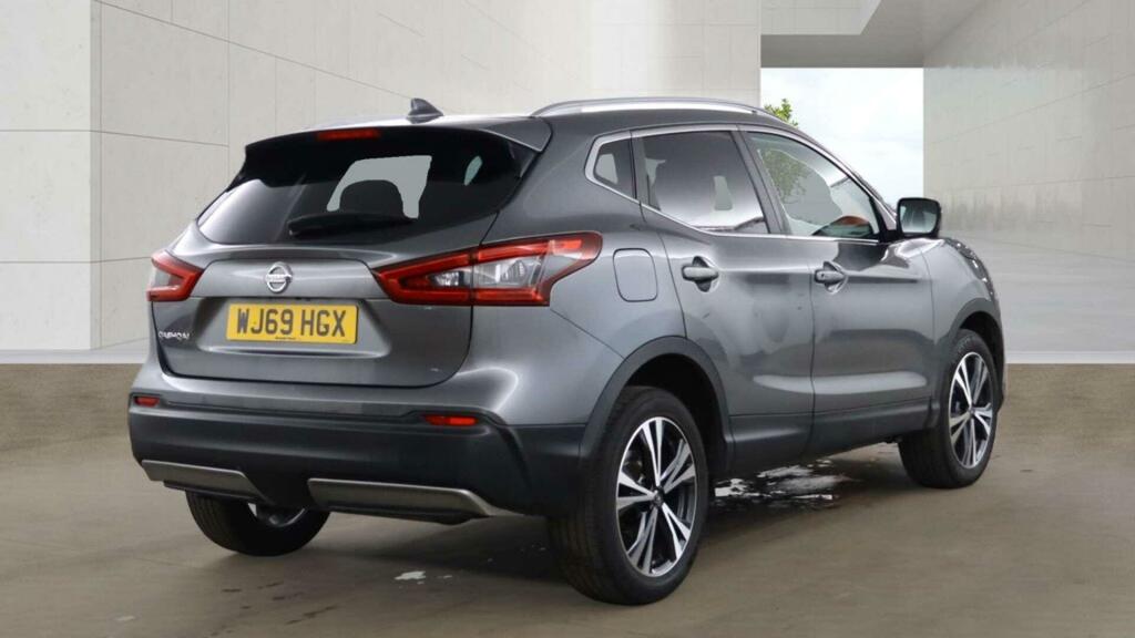 Nissan Qashqai 1.3 Dig-t N-connecta Euro 6 Ss WJ69HGX Grey #4