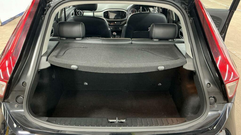 MG MG3 Exclusive Nav Black #5