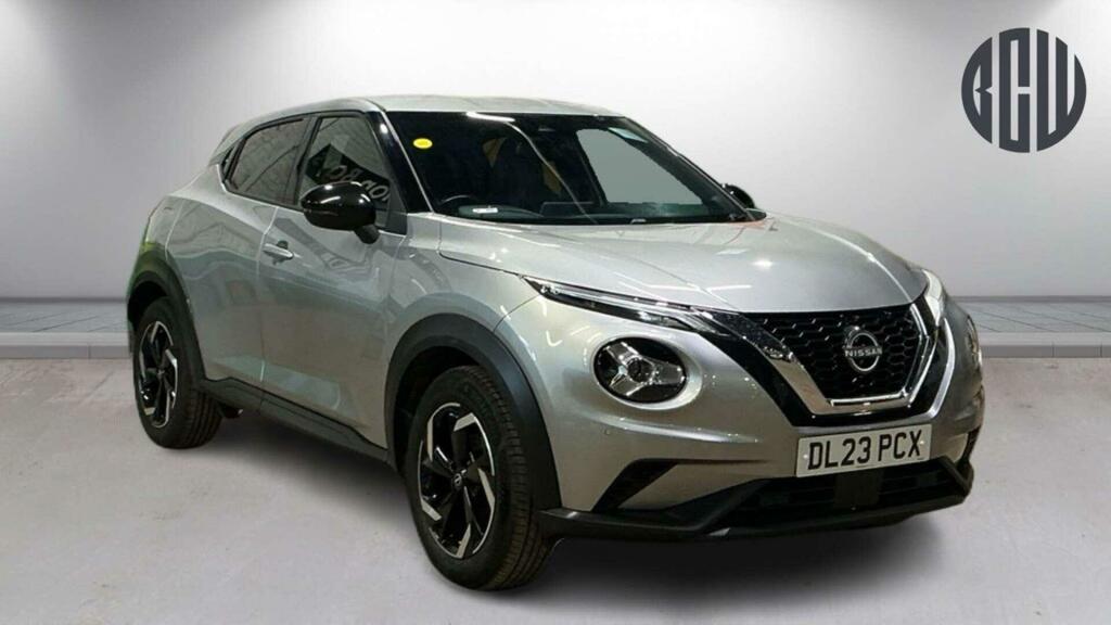 Nissan Juke N-connecta Silver