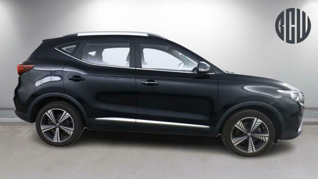 MG ZS Exclusive Black #6
