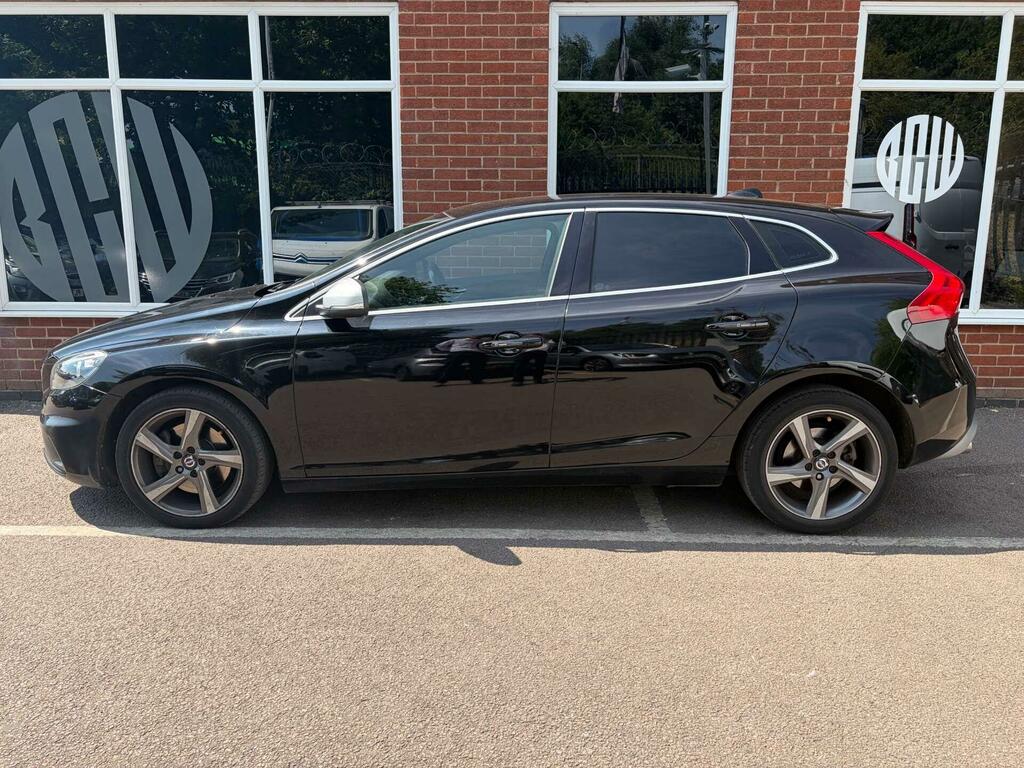 Volvo V40 R-design Nav Black #3