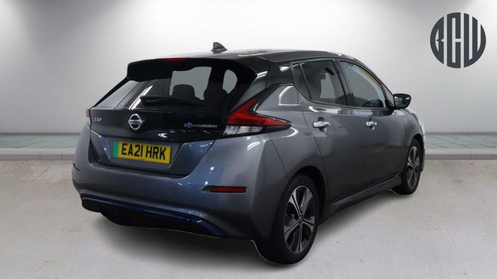 Nissan Leaf Tekna Grey #4