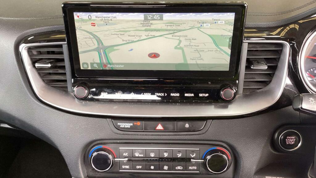 Kia Xceed 1.0T Gdi Isg Connect  #8