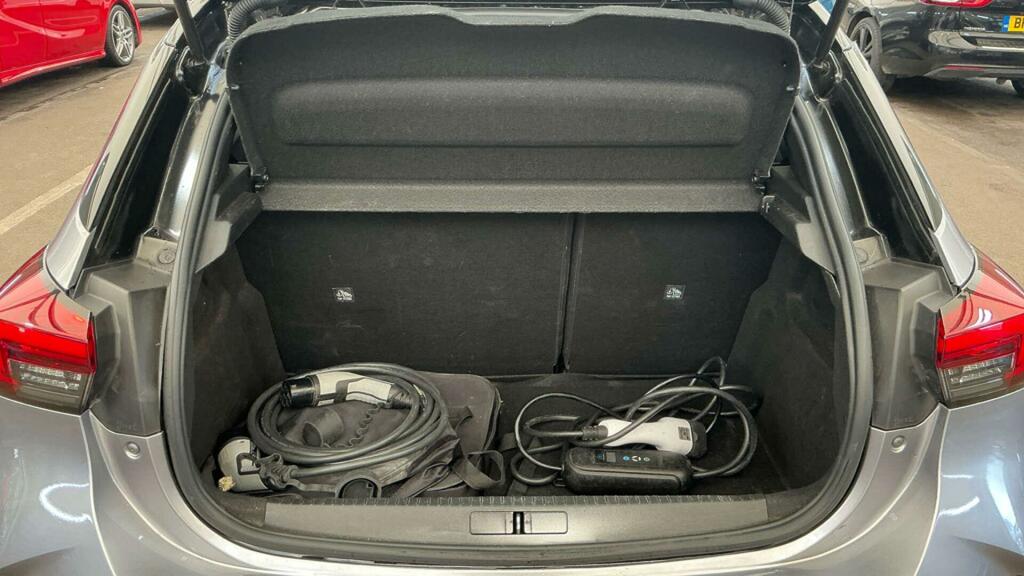 Vauxhall Corsa-e 50Kwh Sri Nav Premium Hatchback Red #10