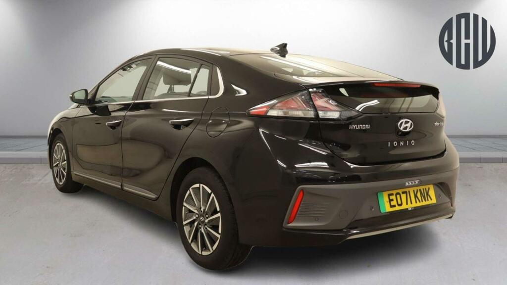 Hyundai Ioniq Premium Black #3