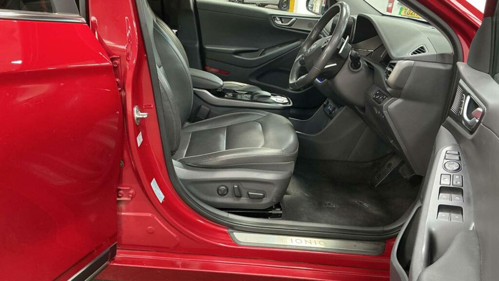 Hyundai Ioniq Premium Grey #11