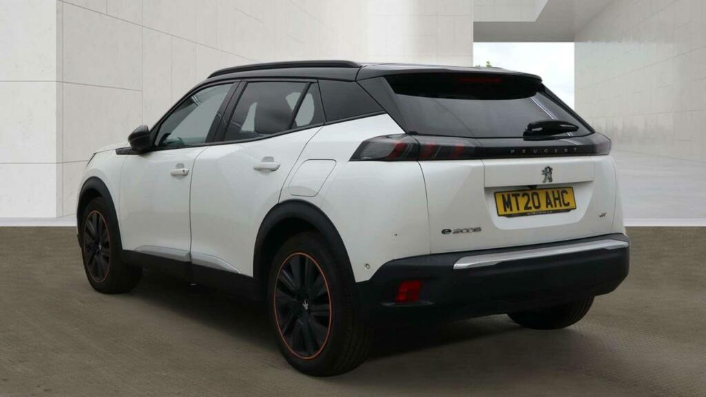 Peugeot e-2008 Gt White #3