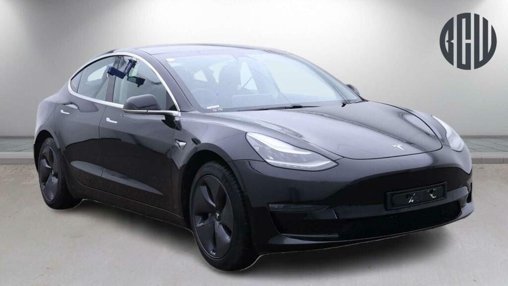 Tesla Model 3 Standard Range Plus White