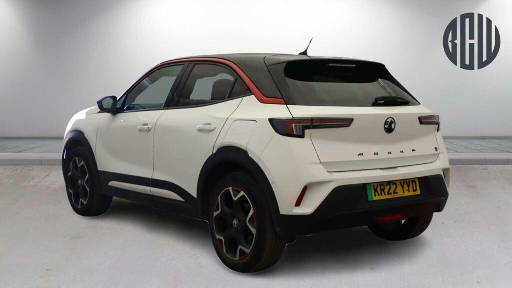 Vauxhall Mokka-e Sri Premium White #3