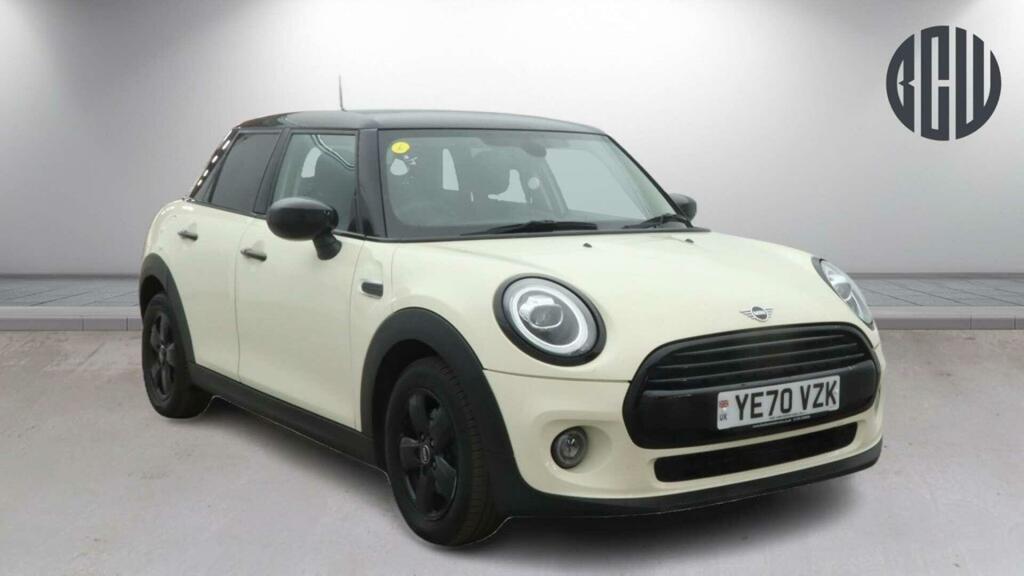 Mini Hatch Cooper Classic White