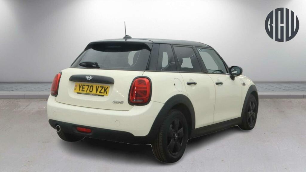 Mini Hatch Cooper Classic White #4