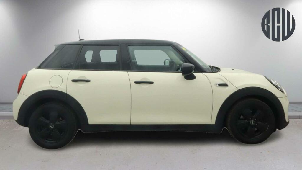 Mini Hatch Cooper Classic White #5