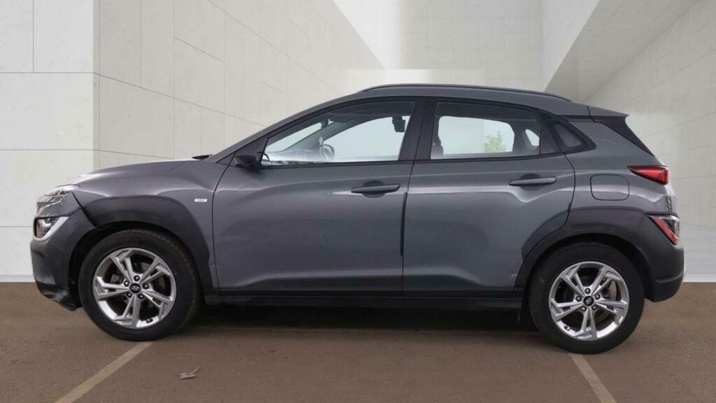 Hyundai Kona Se Connect Grey #6