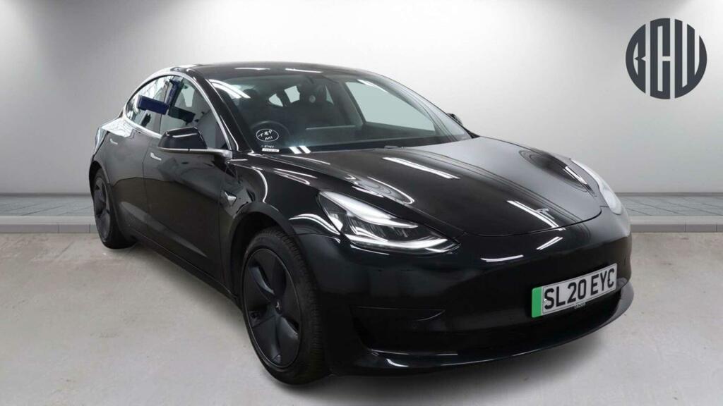 Tesla Model 3 Standard Range Plus Black
