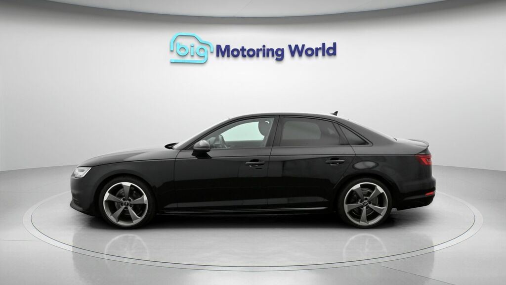 Audi A4 Black Edition Black #4