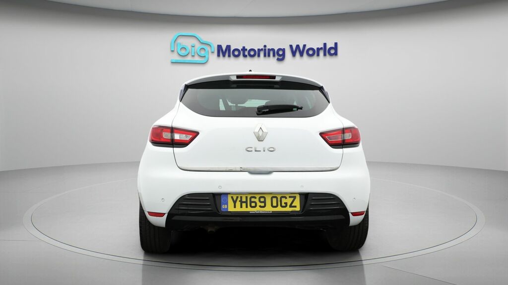 Renault Clio Iconic White #6